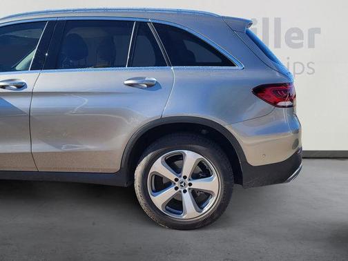 2022 Mercedes-Benz GLC 300 Base