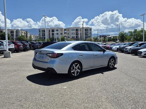 Ice Silver Metallic 2022 Subaru Legacy Limited