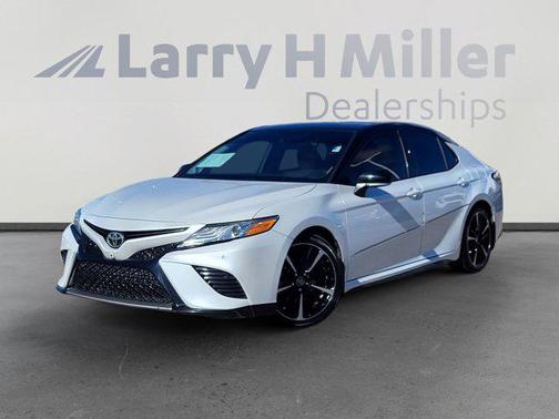 2020 Toyota Camry XSE