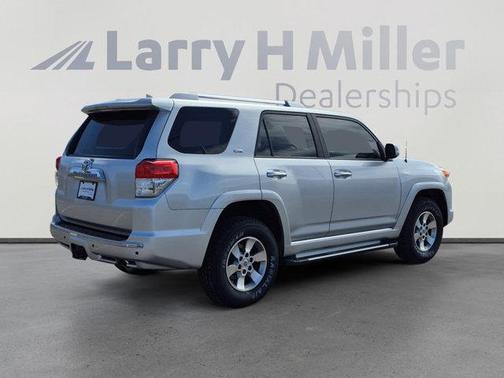 Classic Silver Metallic 2011 Toyota 4Runner SR5