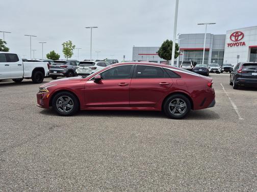 Passion Red 2021 Kia K5 LX