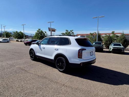 Glacial White Pearl 2024 Kia Telluride SX X-Pro