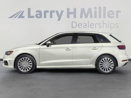 Glacier White 2016 Audi A3 e-tron 1.4T Premium