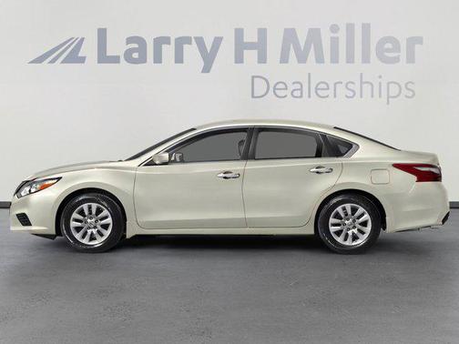 Gun Metallic 2018 Nissan Altima 2.5 S