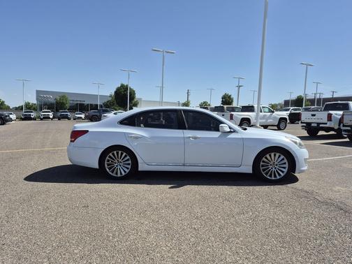 Casablanca White 2015 Hyundai Equus Signature