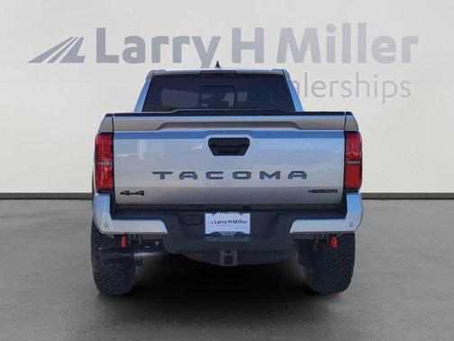 2026 Toyota Tacoma Hybrid TRD Off Road