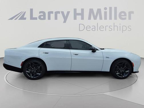 White Knuckle 2026 Dodge Charger R/T