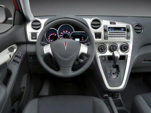 2009 Pontiac Vibe Base