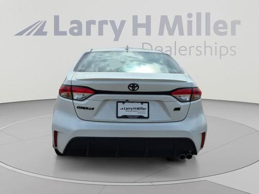 Wind Chill Pearl 2026 Toyota Corolla SE