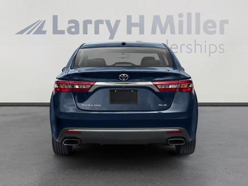 2018 Toyota Avalon XLE