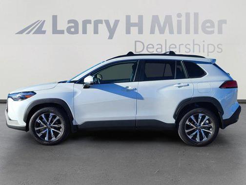 2024 Toyota Corolla Cross XLE