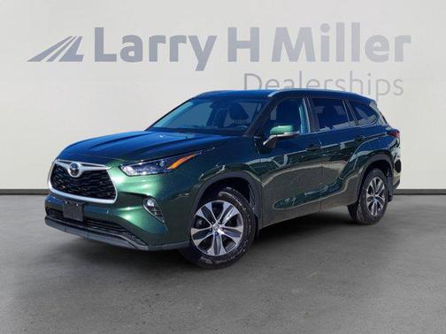 2024 Toyota Highlander XLE