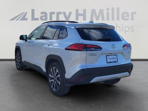 2024 Toyota Corolla Cross XLE