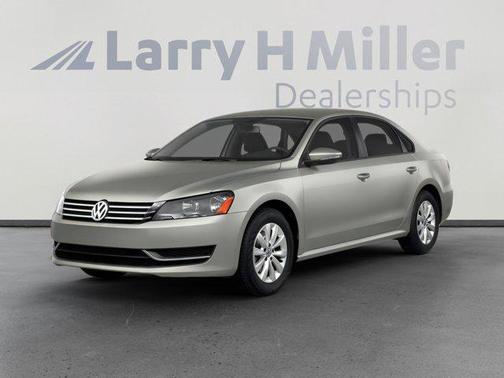 2014 Volkswagen Passat 1.8T Auto SE w/Sunroof & Nav