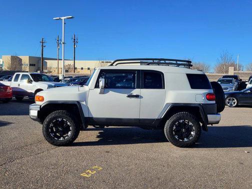 2012 Toyota FJ Cruiser Base