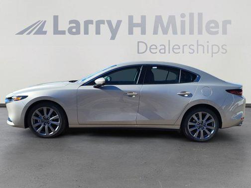 2025 Mazda Mazda3 FWD w/Preferred Package