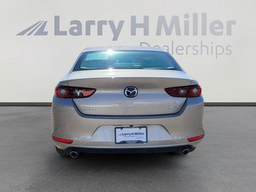 2025 Mazda Mazda3 FWD w/Preferred Package