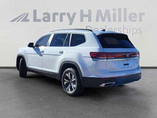 2025 Volkswagen Atlas 2.0T SE