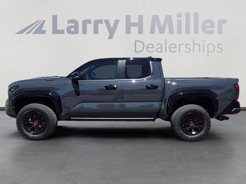 Black Roof 2025 Toyota Tacoma Hybrid TRD Pro