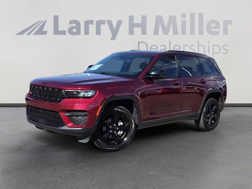 Velvet Red Pearlcoat 2023 Jeep Grand Cherokee Altitude
