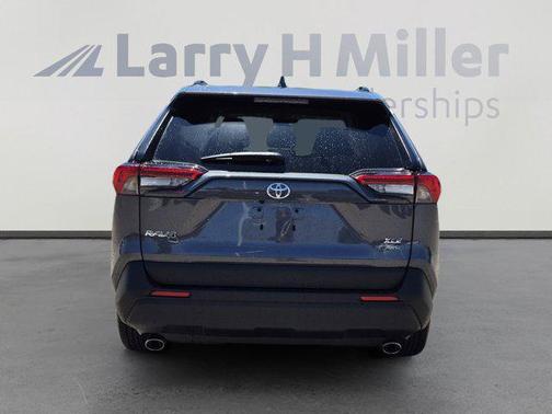 Magnetic Gray Metallic 2025 Toyota RAV4 XLE