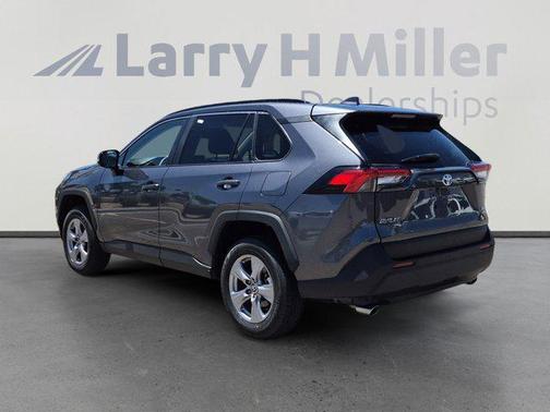 Magnetic Gray Metallic 2025 Toyota RAV4 XLE