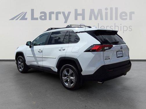 White 2022 Toyota RAV4 Hybrid XLE