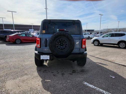 2023 Ford Bronco Base