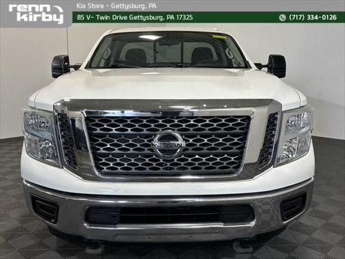 2017 Nissan Titan XD SV