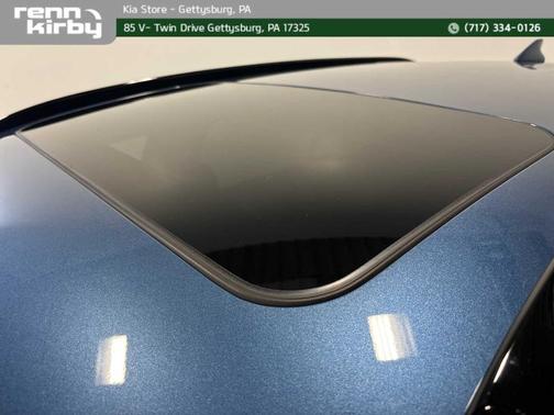 Mineral Blue 2024 Kia Niro SX