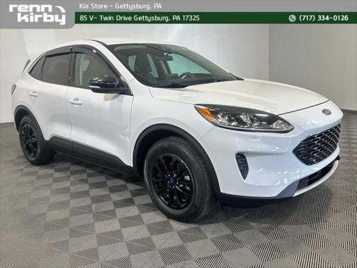 2020 Ford Escape SE