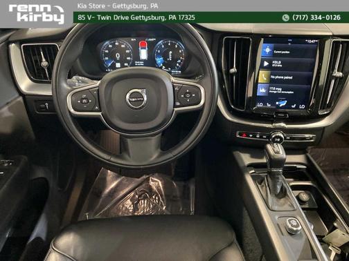 Denim Blue Metallic 2018 Volvo XC60 T6 Momentum