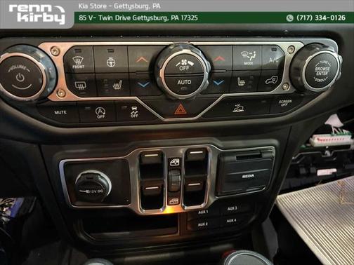 2021 Jeep Gladiator Willys 4x4