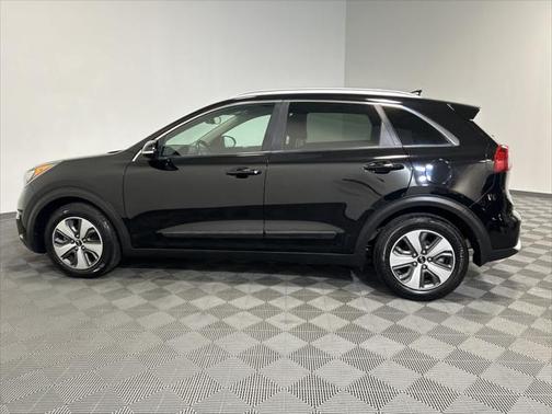 2017 Kia Niro Touring
