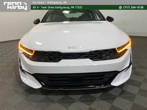 Glacial White Pearl 2024 Kia K5 GT-Line