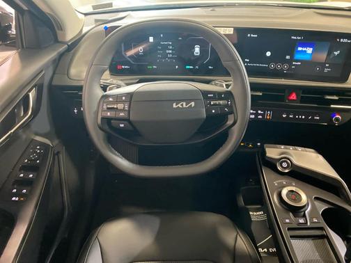 2025 Kia EV6 Light