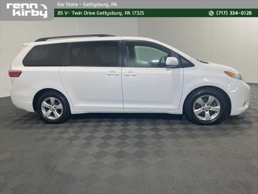 2015 Toyota Sienna LE