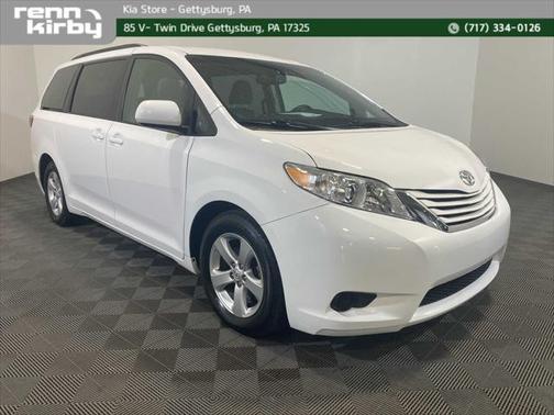 2015 Toyota Sienna LE
