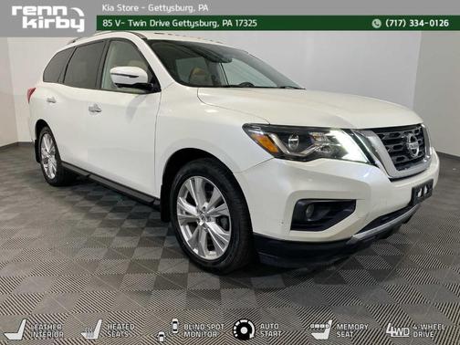 White 2019 Nissan Pathfinder SL