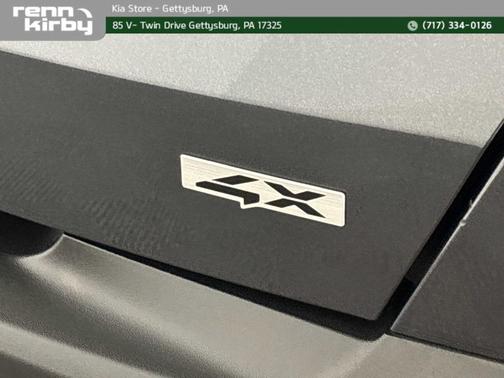 Gray 2023 Kia Sorento LX