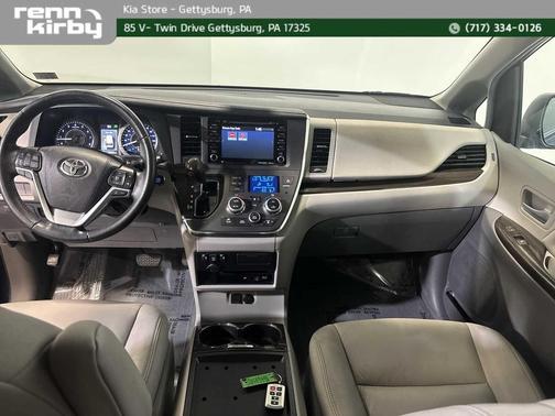 2019 Toyota Sienna XLE Premium