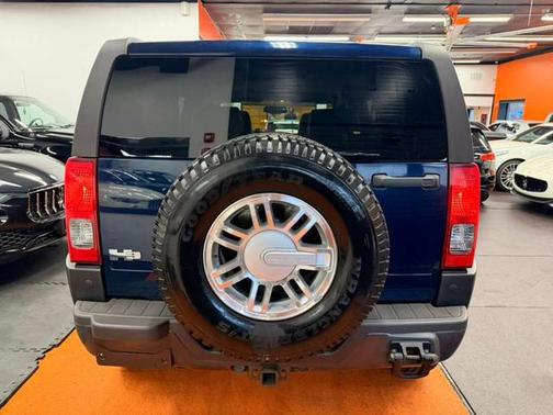 2007 Hummer H3 Base