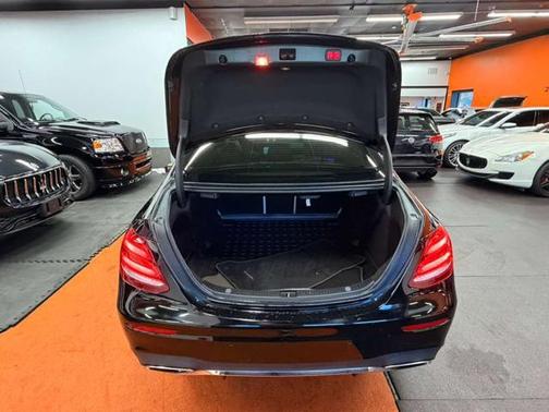2018 Mercedes-Benz E-Class 4MATIC