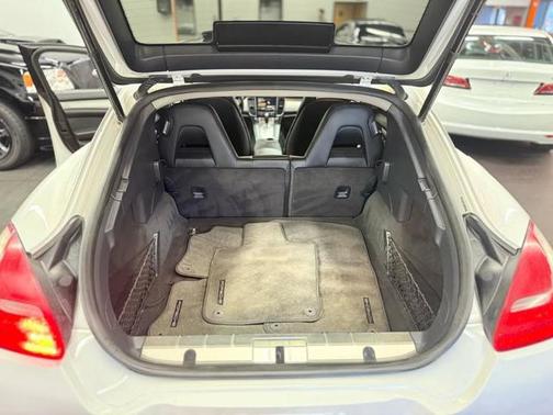 2011 Porsche Panamera 4