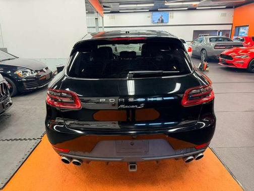 2015 Porsche Macan S