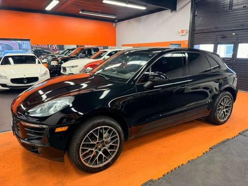 2015 Porsche Macan S