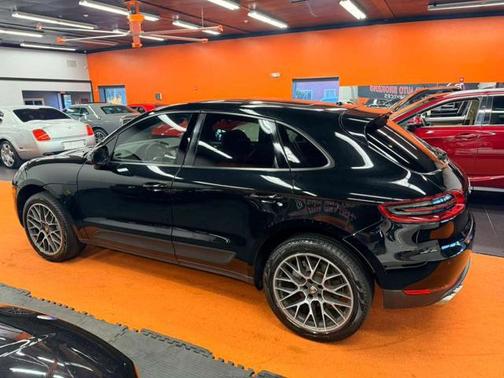 2015 Porsche Macan S