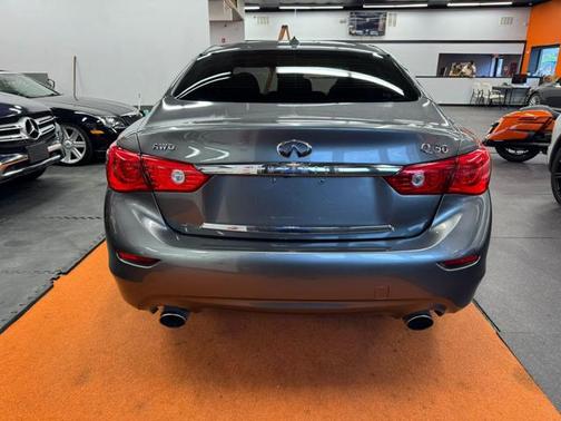 2017 INFINITI Q50 3.0t Signature Edition
