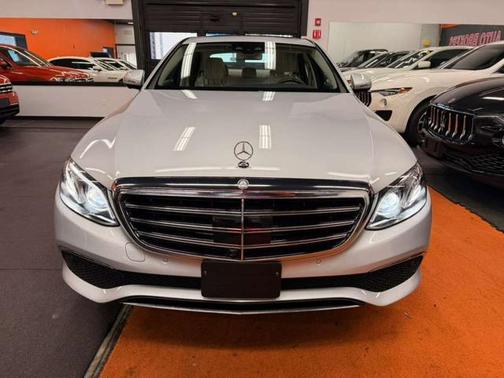 2017 Mercedes-Benz E-Class E300 Luxury Sedan