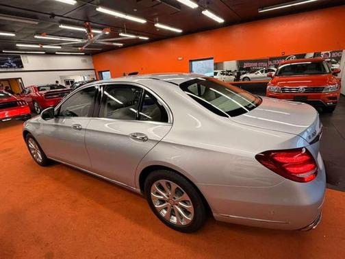 2017 Mercedes-Benz E-Class E300 Luxury Sedan